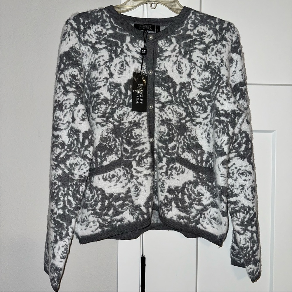 NWT Badgley Mischka Gray and White Floral Cardigan L